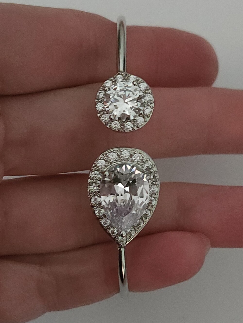 Sterling Silver Teardrop Halo Bracelet with Clear Crystals